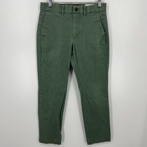 Gap Chino Pants Men's Size 30 Green Straight Leg Cotton Blend Solid Zip Fly